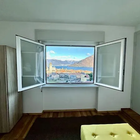 Amazing View Maggiore 坎诺比奥